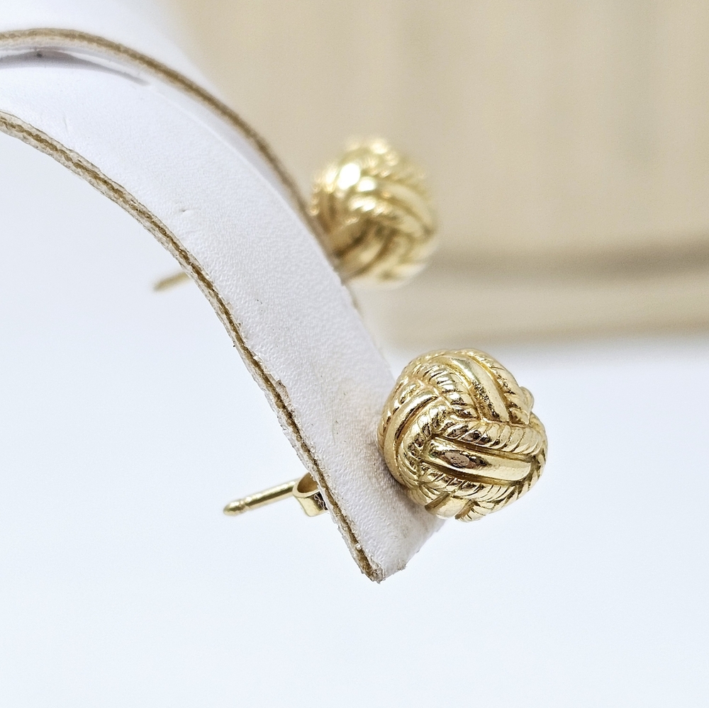 Tiffany & Co. Love Knot 18K Earrings - Picture 3 of 13